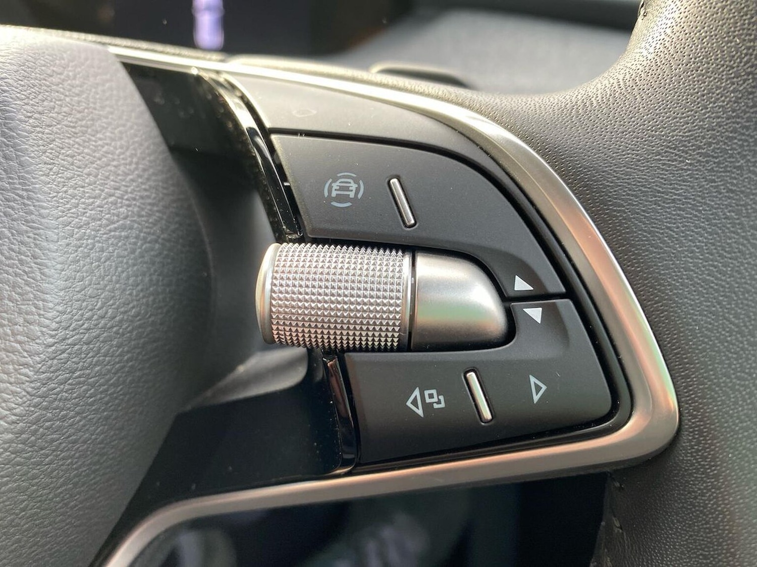 Used Skoda Enyaq 2025 for sale - 77901634: Photo 40