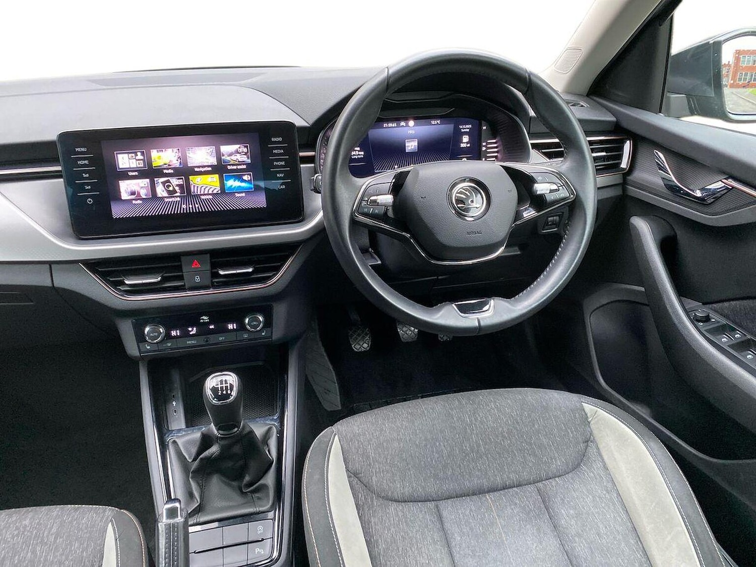 Used Skoda Kamiq 2023 for sale - 76968987: Photo 10