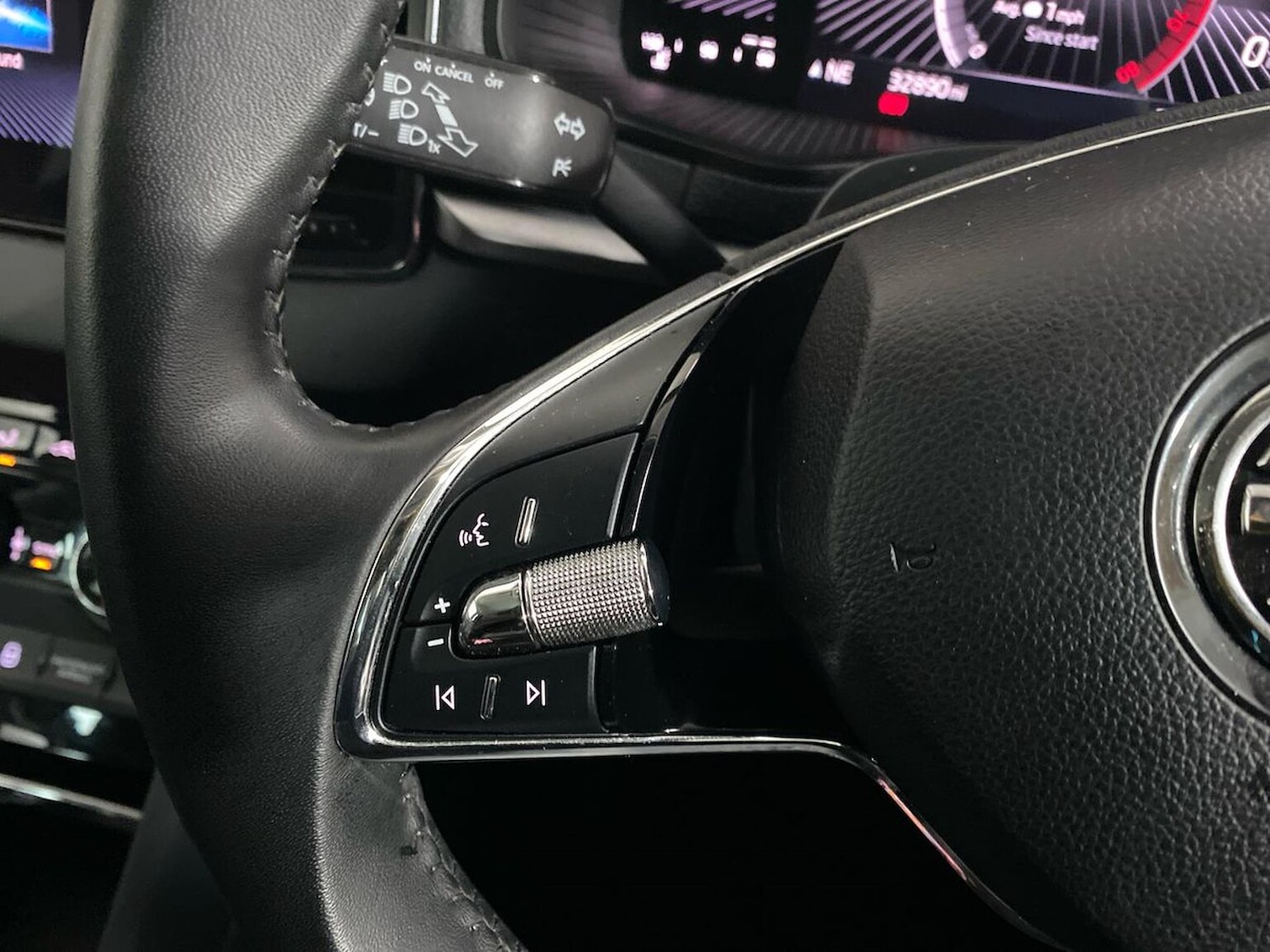 Used Skoda Karoq 2024 for sale - 76791852: Photo 28