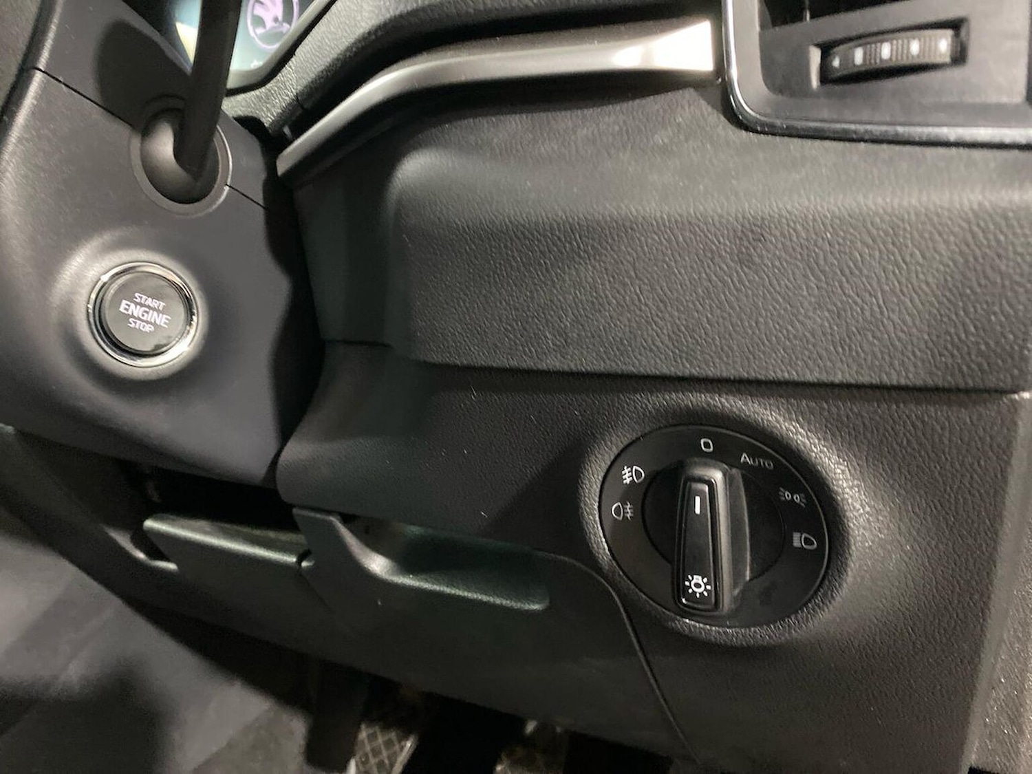 Used Skoda Karoq 2024 for sale - 76791852: Photo 31