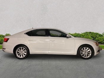 Used Skoda Superb 2019 for sale - 77488454: Photo