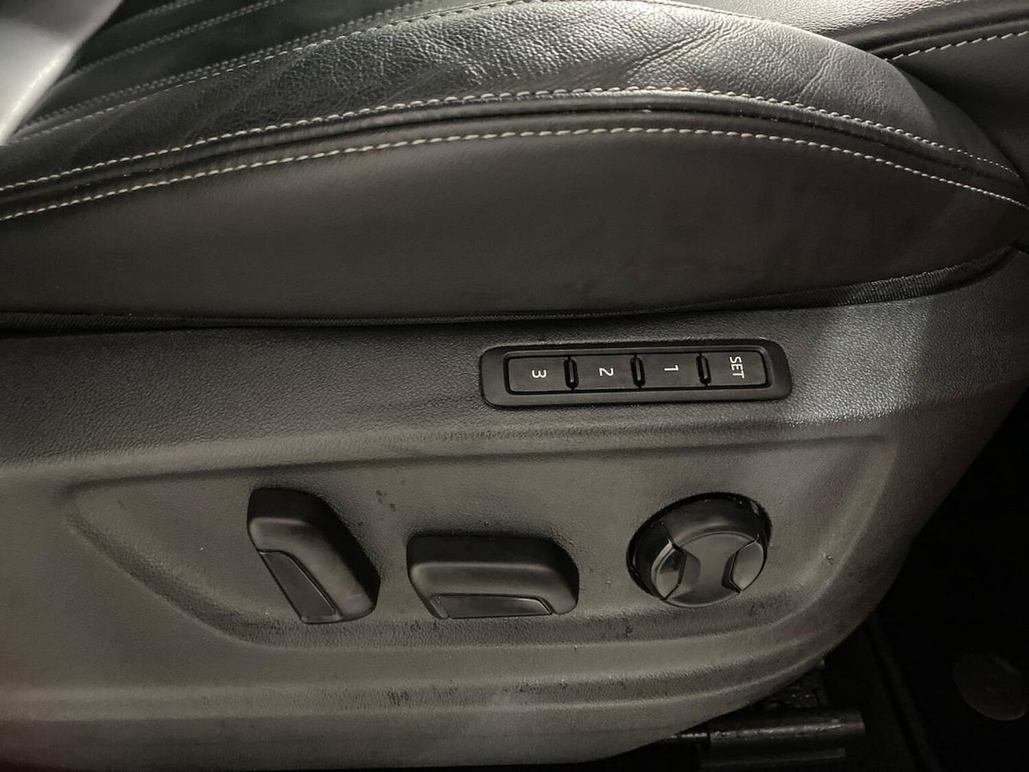 Used Skoda Karoq 2023 for sale - 77488423: Photo 31