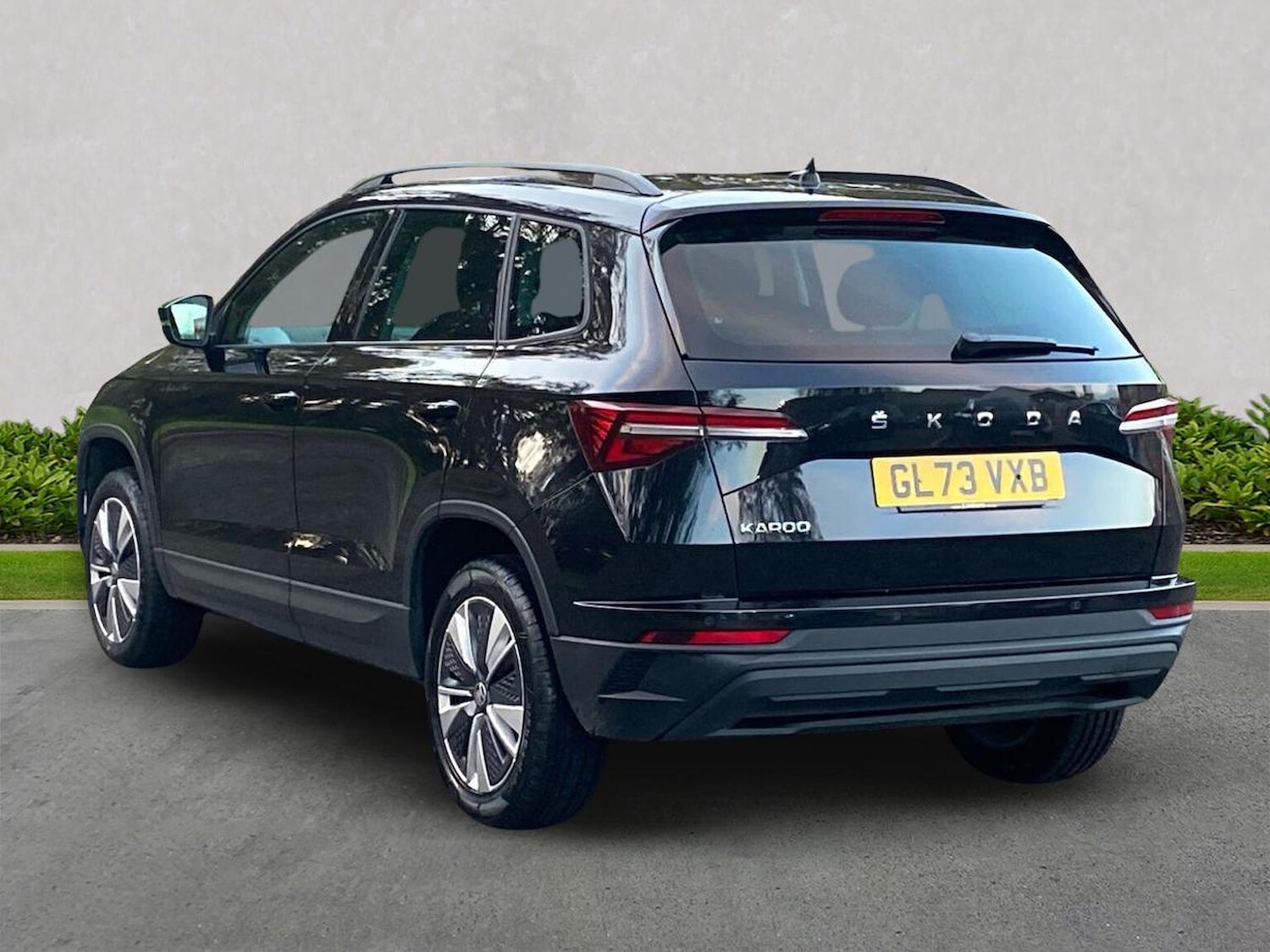 Used Skoda Karoq 2024 for sale - 76719322: Photo 2