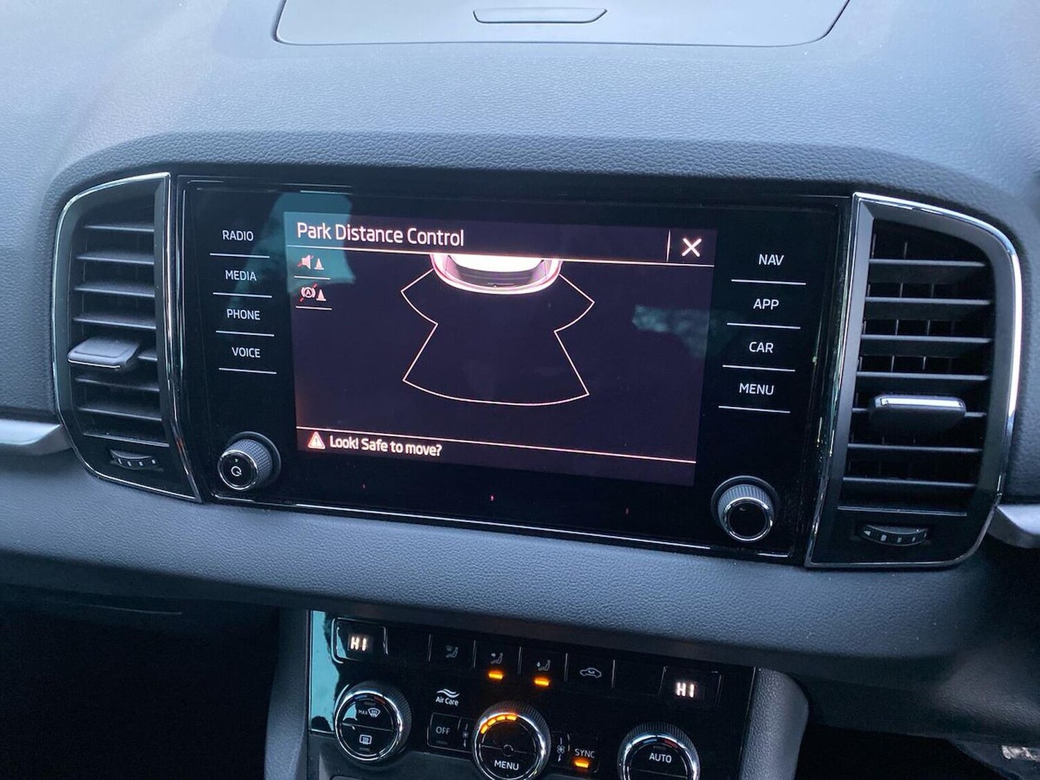 Used Skoda Karoq 2024 for sale - 76719322: Photo 23