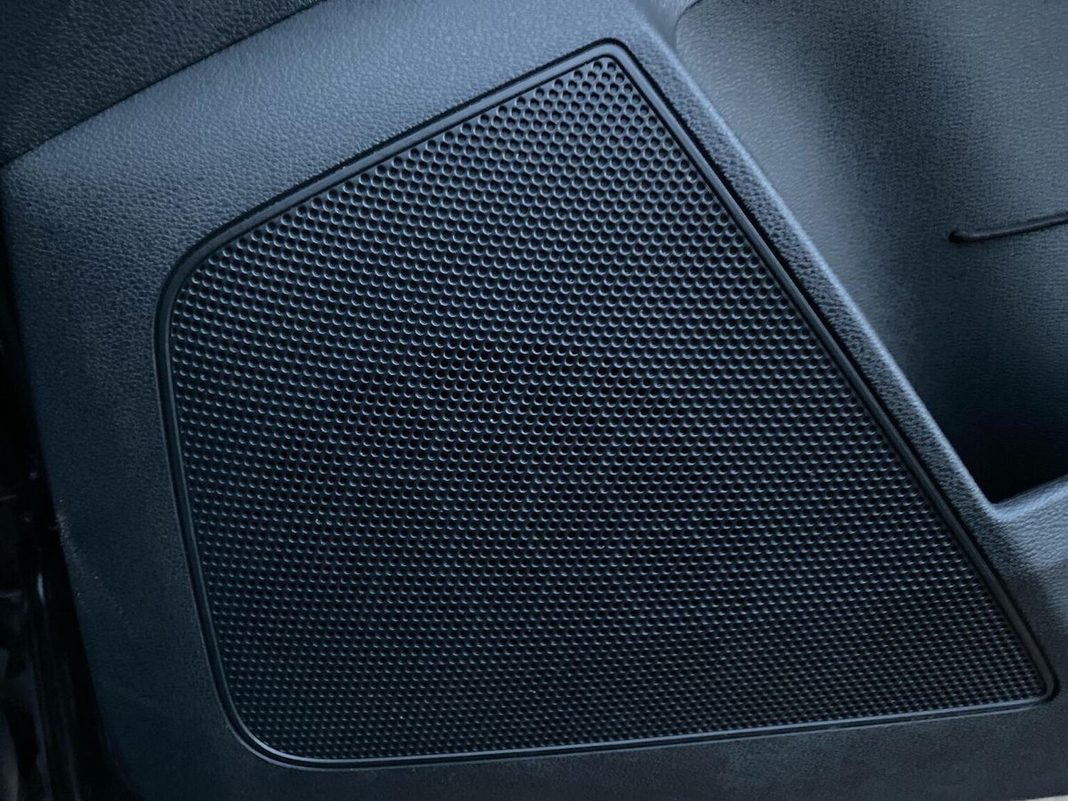 Used Skoda Karoq 2024 for sale - 76719322: Photo 30