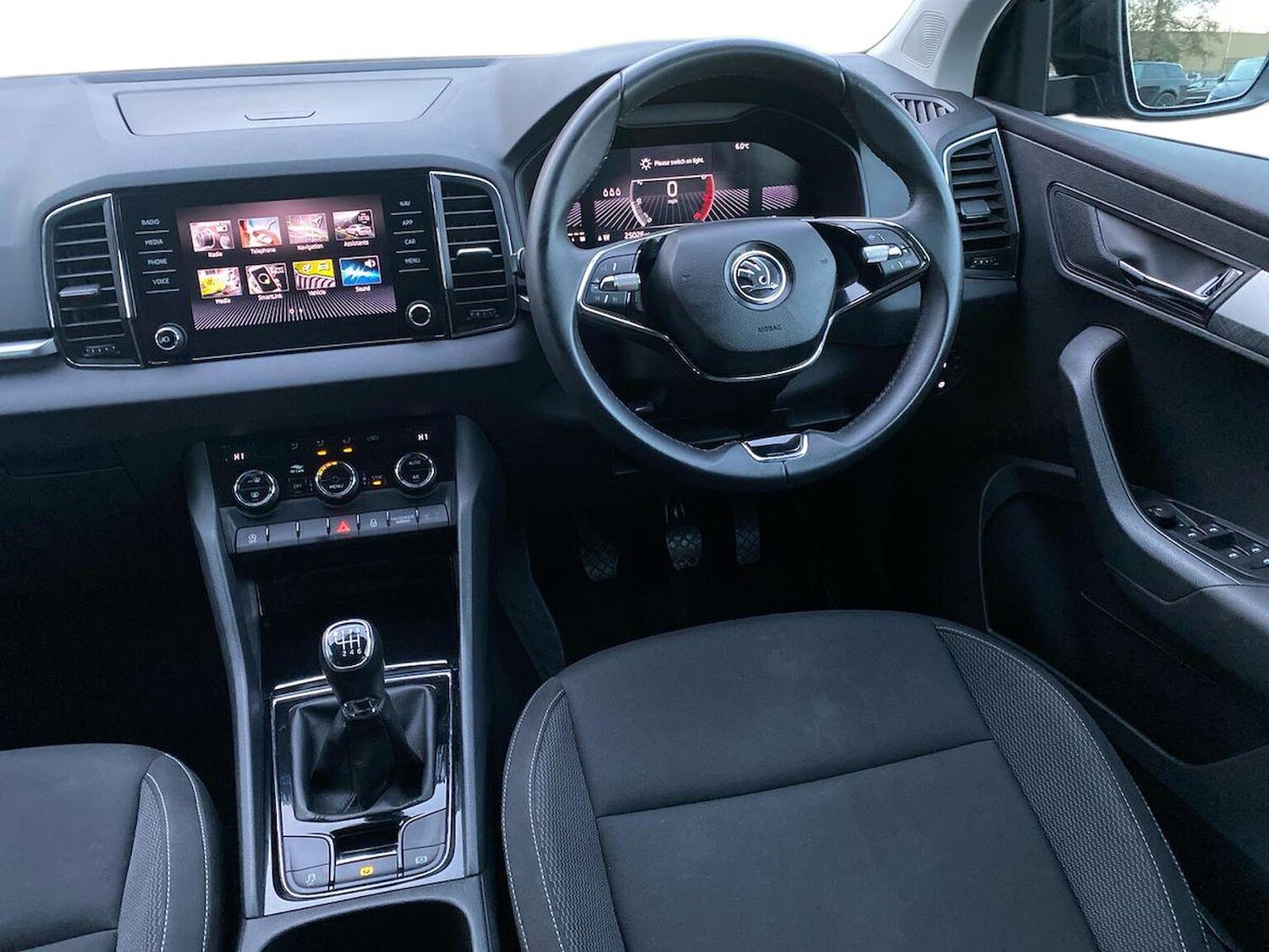 Used Skoda Karoq 2024 for sale - 76719322: Photo 9