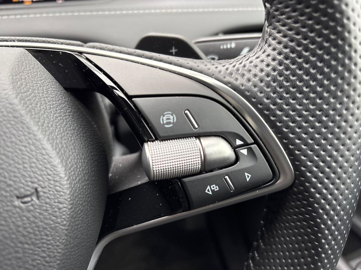 Used Skoda Enyaq 2024 for sale - 78106319: Photo 27