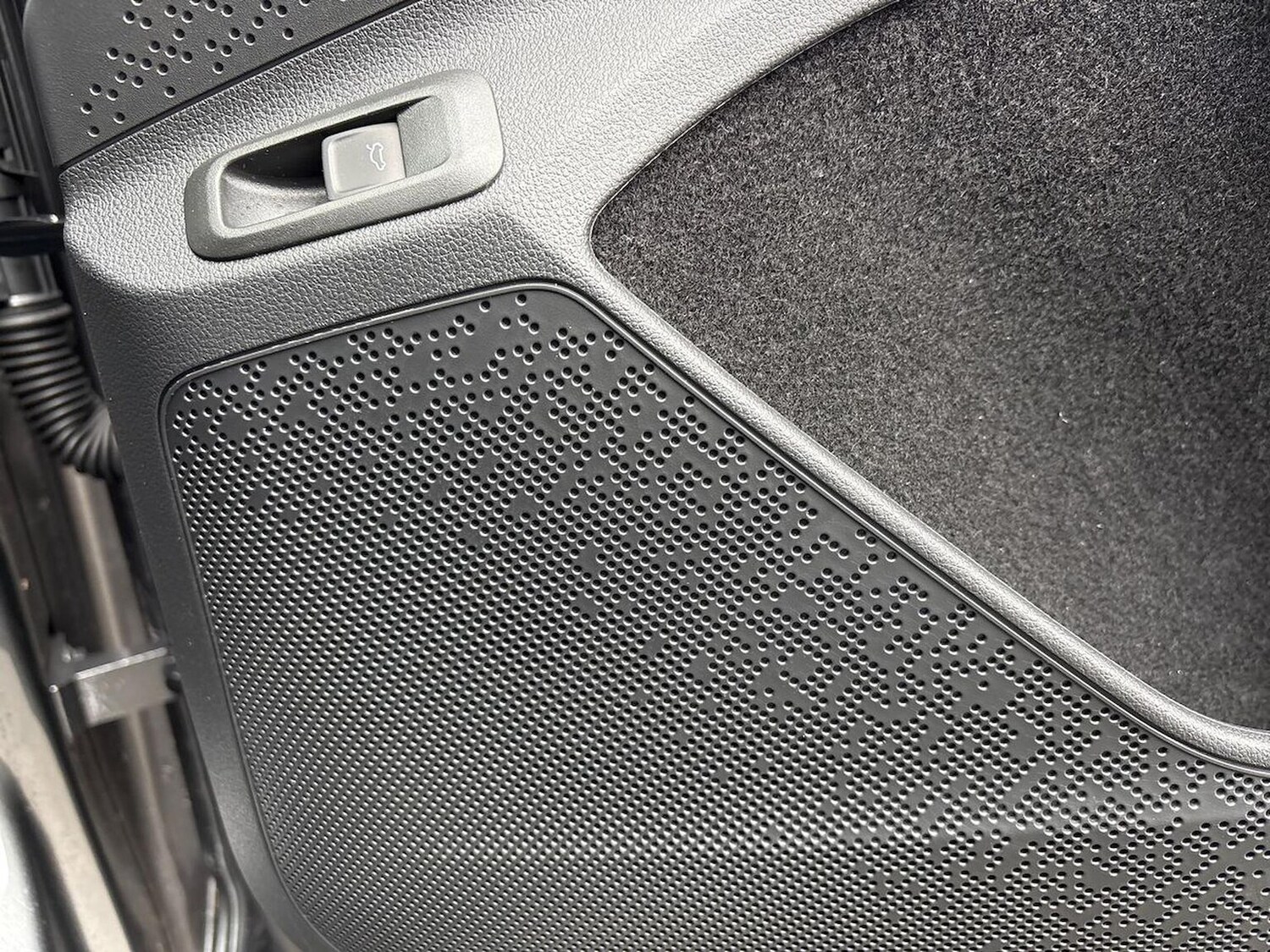 Used Skoda Enyaq 2024 for sale - 78106319: Photo 32