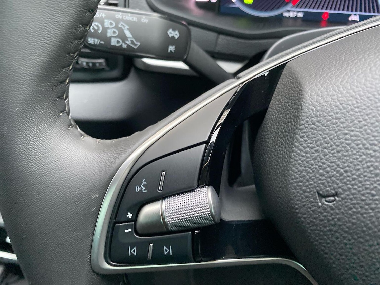 Used Skoda Karoq 2024 for sale - 76571042: Photo 28