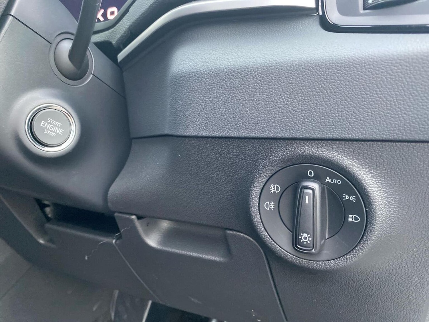 Used Skoda Karoq 2024 for sale - 76571042: Photo 30