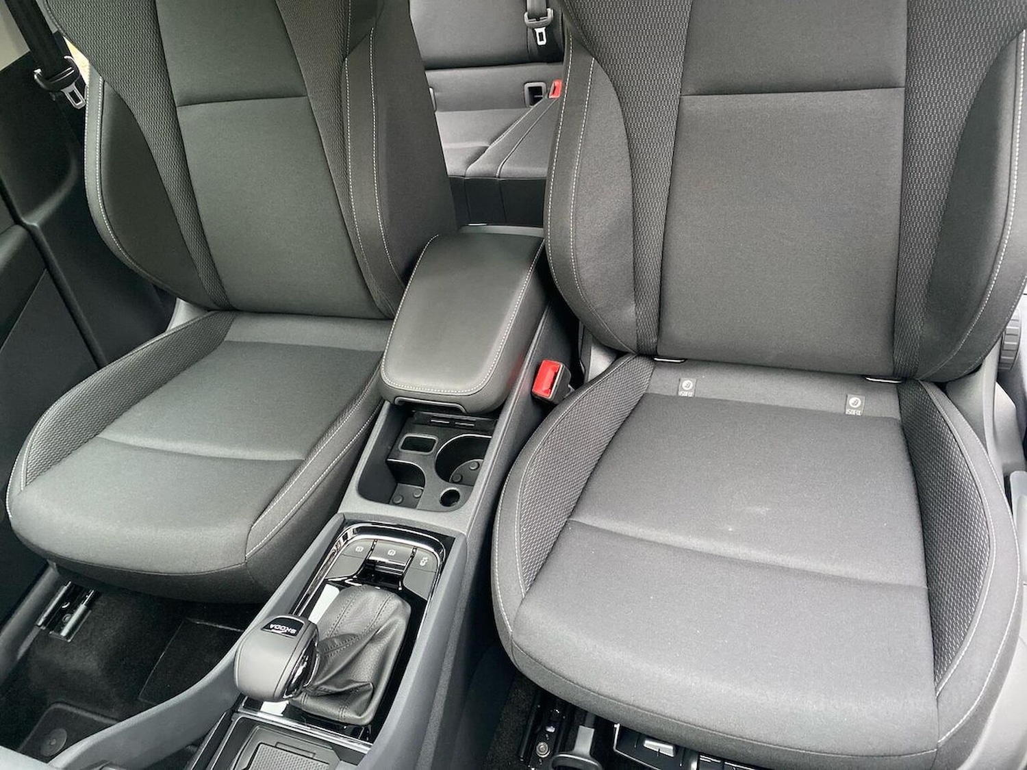 Used Skoda Karoq 2024 for sale - 76571042: Photo 42