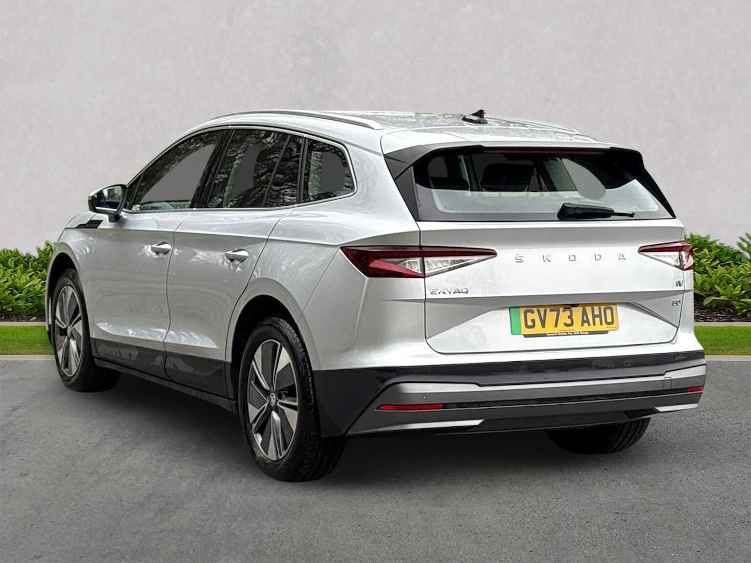 Used Skoda Enyaq 2023 for sale - 78026133: Photo 2