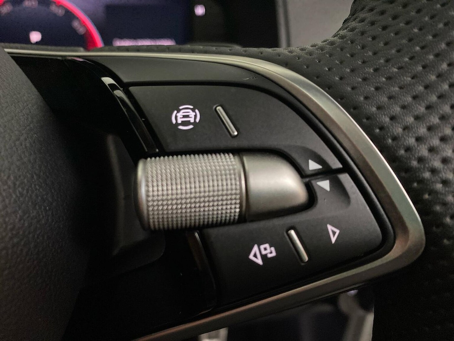 Used Skoda Karoq 2024 for sale - 78039319: Photo 39