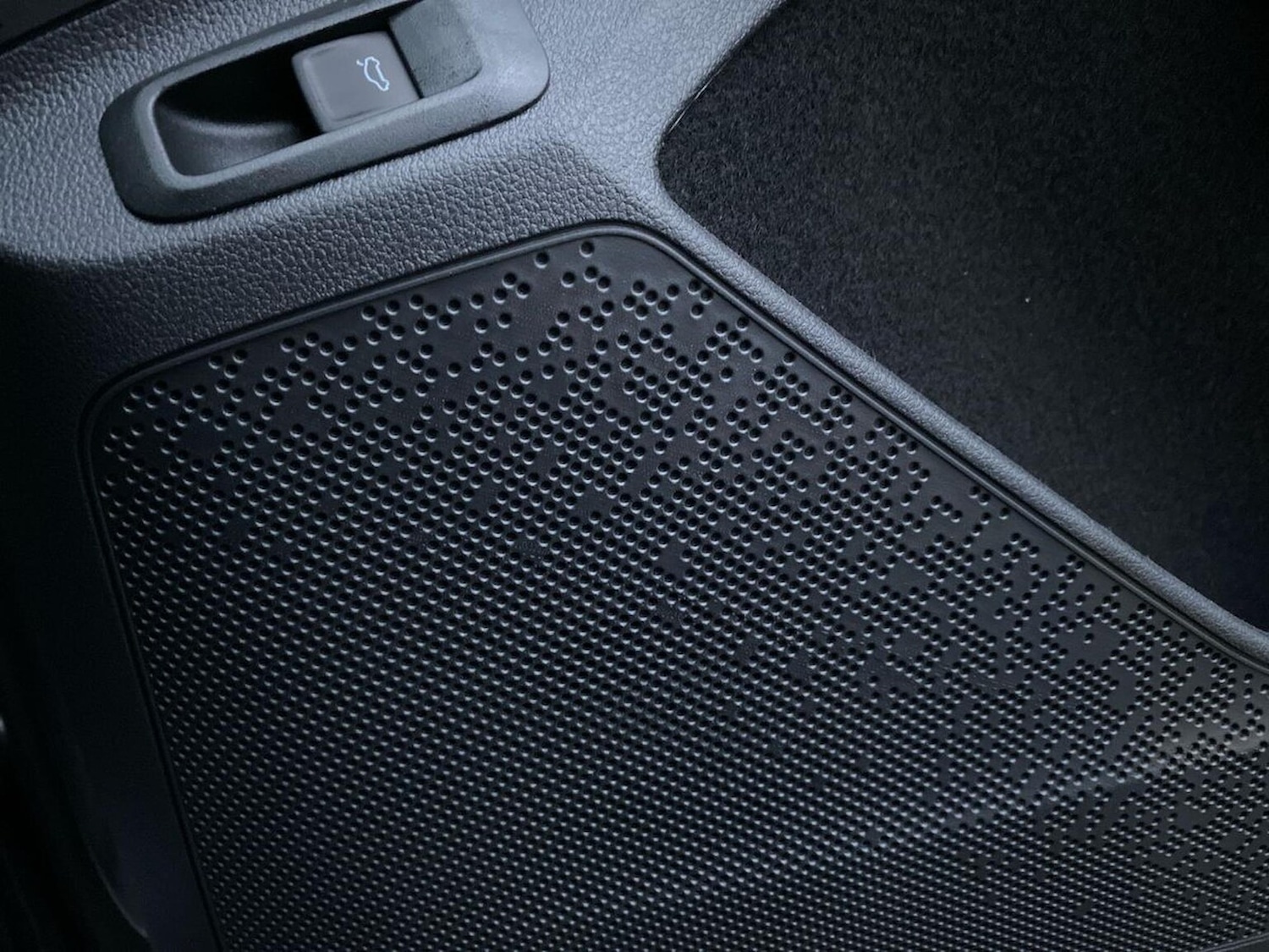 Used Skoda Enyaq 2025 for sale - 76706412: Photo 31