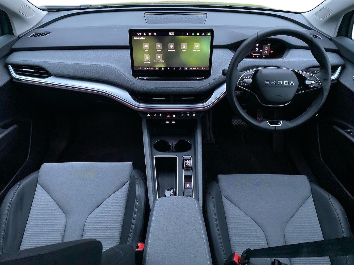 Used Skoda Enyaq 2025 for sale - 76706412: Photo 8