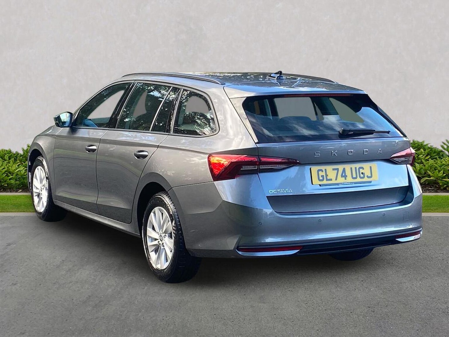 Used Skoda Octavia 2024 for sale - 76571045: Photo 2