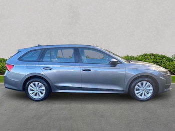 Used Skoda Octavia 2024 for sale - 76571045: Photo