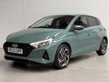 Used Hyundai i20 2023 for sale - 79348757: Photo