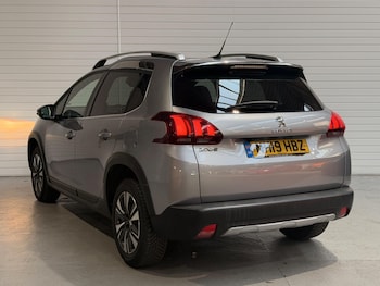 Used Peugeot 2008 2019 for sale - 78922317: Photo