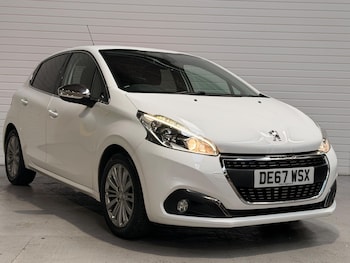 Used Peugeot 208 2017 for sale - 79236130: Photo