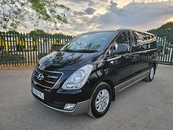 Used Hyundai i800 2016 for sale - 79471581: Photo