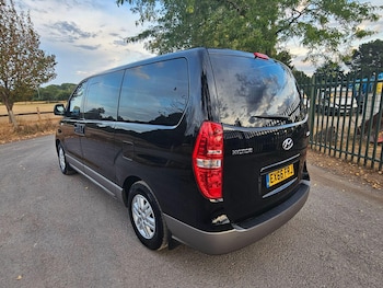 Used Hyundai i800 2016 for sale - 79471581: Photo
