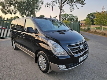 Used Hyundai i800 2018 for sale - 79540157: Photo