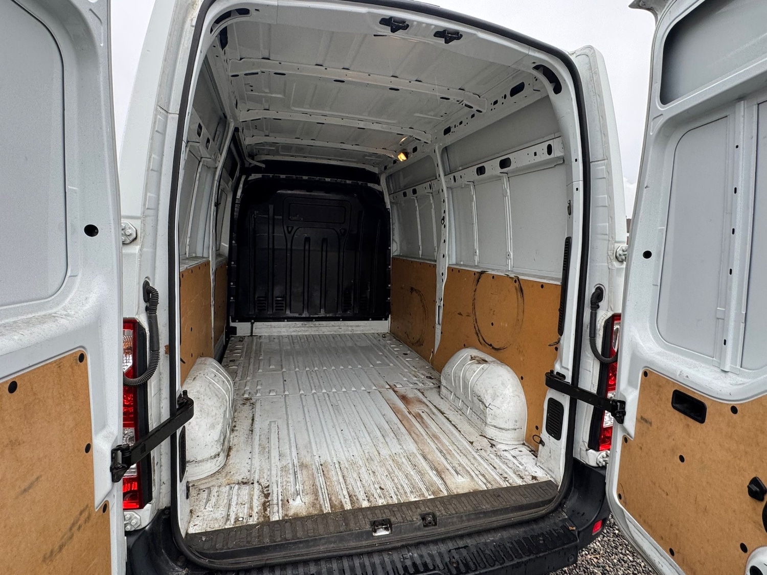 Used Nissan NV400 2016 for sale - 76933054: Photo 8