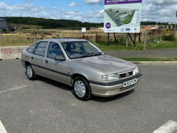 1994 (M) - 1.7 LS TD 5dr