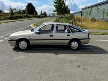 Used Vauxhall Cavalier 1994 for sale - 72801579: Photo