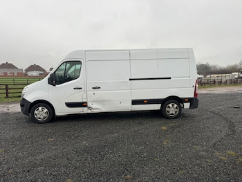 Used Nissan Interstar 2022 for sale - 76933059: Photo