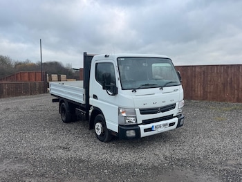 Used Mitsubishi Canter 2016 for sale - 76932534: Photo