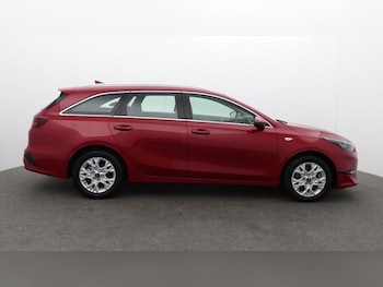 Used Kia Ceed 2023 for sale - 77406899: Photo