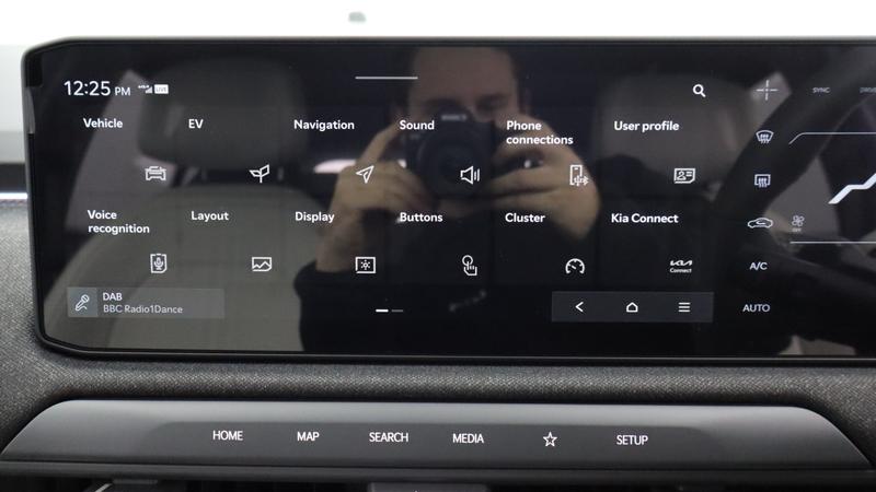 Used Kia EV3 2025 for sale - 77117059: Photo 17