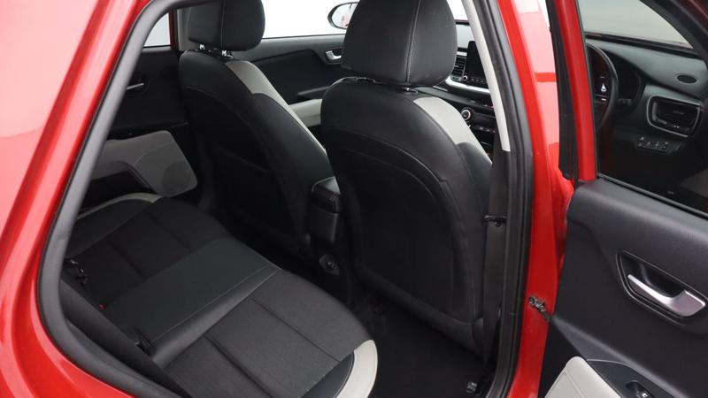 Used Kia Stonic 2021 for sale - 77116875: Photo 29