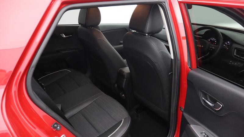 Used Kia Stonic 2024 for sale - 78190472: Photo 28