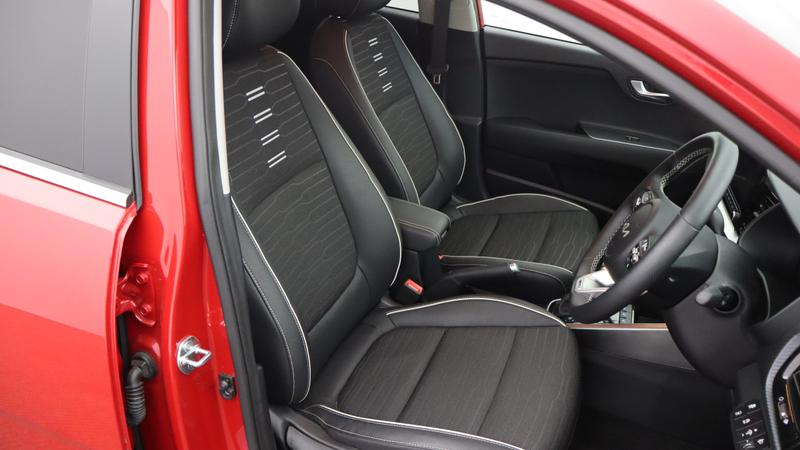 Used Kia Stonic 2024 for sale - 78190472: Photo 9