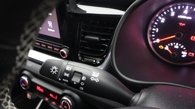 Used Kia Stonic for sale - 77878202: Photo 23