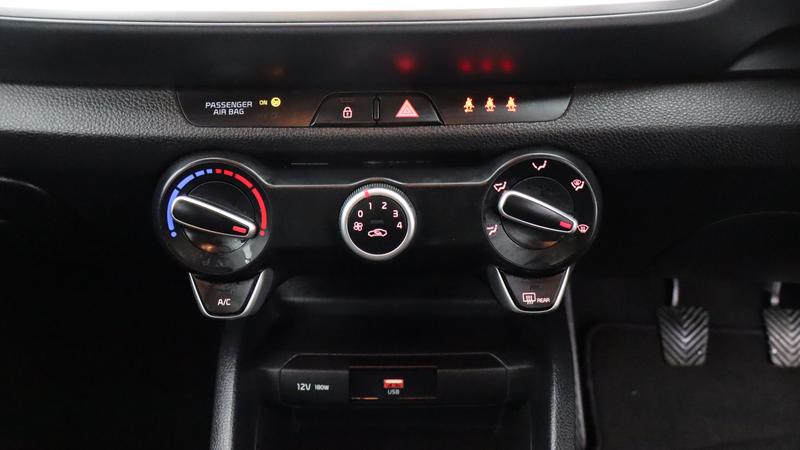 Used Kia Stonic 2022 for sale - 77427282: Photo 17