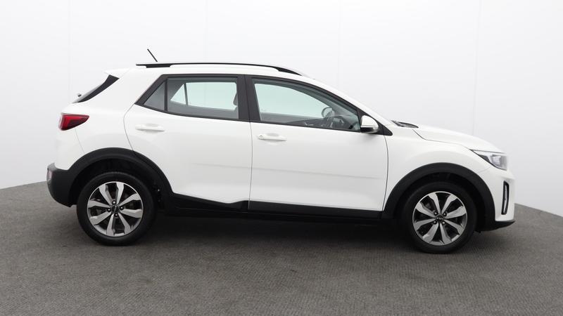 Used Kia Stonic 2022 for sale - 77427282: Photo 2