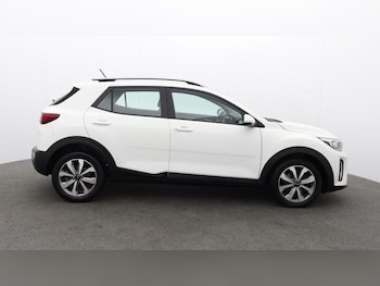 Used Kia Stonic 2022 for sale - 77427282: Photo