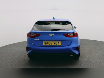 Used Kia Ceed 2018 for sale - 77116941: Photo