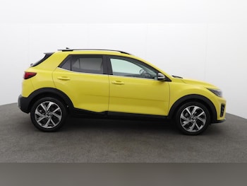 Used Kia Stonic 2021 for sale - 77961905: Photo