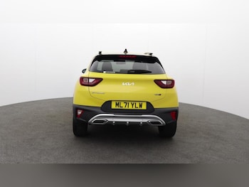 Used Kia Stonic 2021 for sale - 77961905: Photo