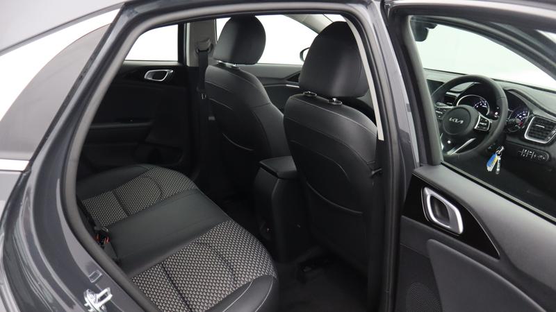 Used Kia XCeed 2025 for sale - 77641374: Photo 27