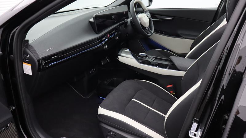 Used Kia EV6 2025 for sale - 77117368: Photo 10