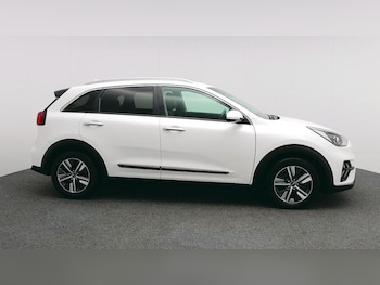 Used Kia Niro 2020 for sale - 78529799: Photo