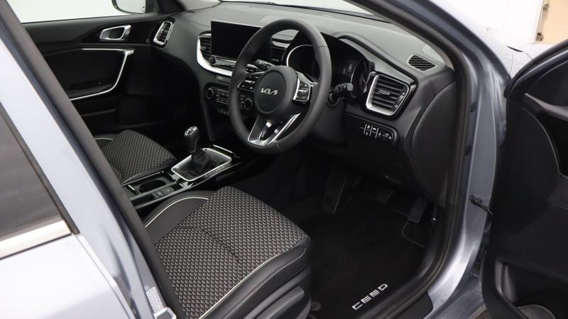 Used Kia Ceed 2025 for sale - 77116866: Photo 11