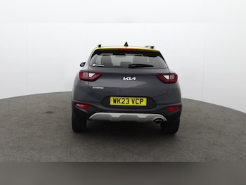 Used Kia Stonic 2023 for sale - 78350730: Photo