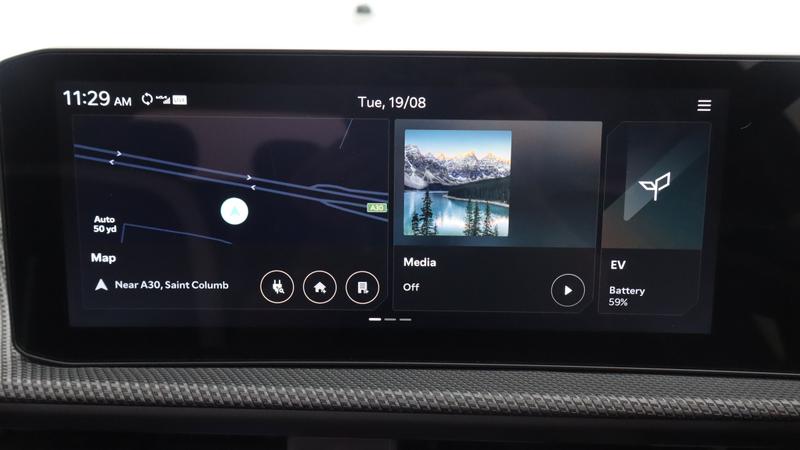 Used Kia EV6 2025 for sale - 77117077: Photo 12